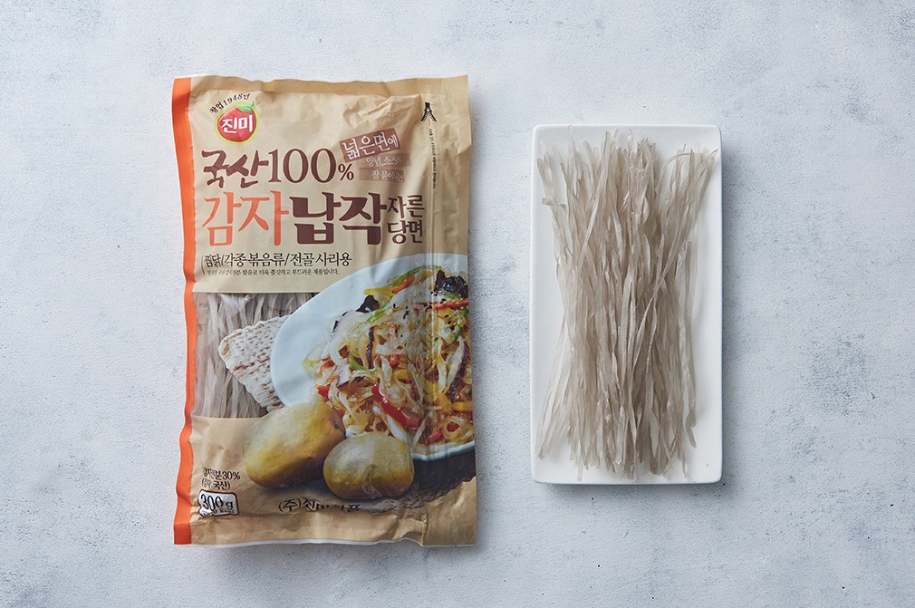 Jinmi Flat-Sliced Korean Potato Glass Noodles 300g